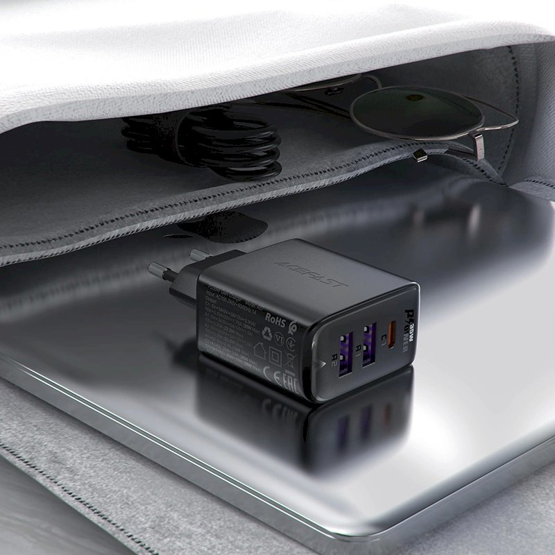 Acefast A57 PD 35W GaN Įkroviklis 2 x USB-A + USB-C 3 ports - Juodas 5 Acefast A57 PD 35W GaN Įkroviklis 2 x USB-A + USB-C 3 ports - Juodas 5