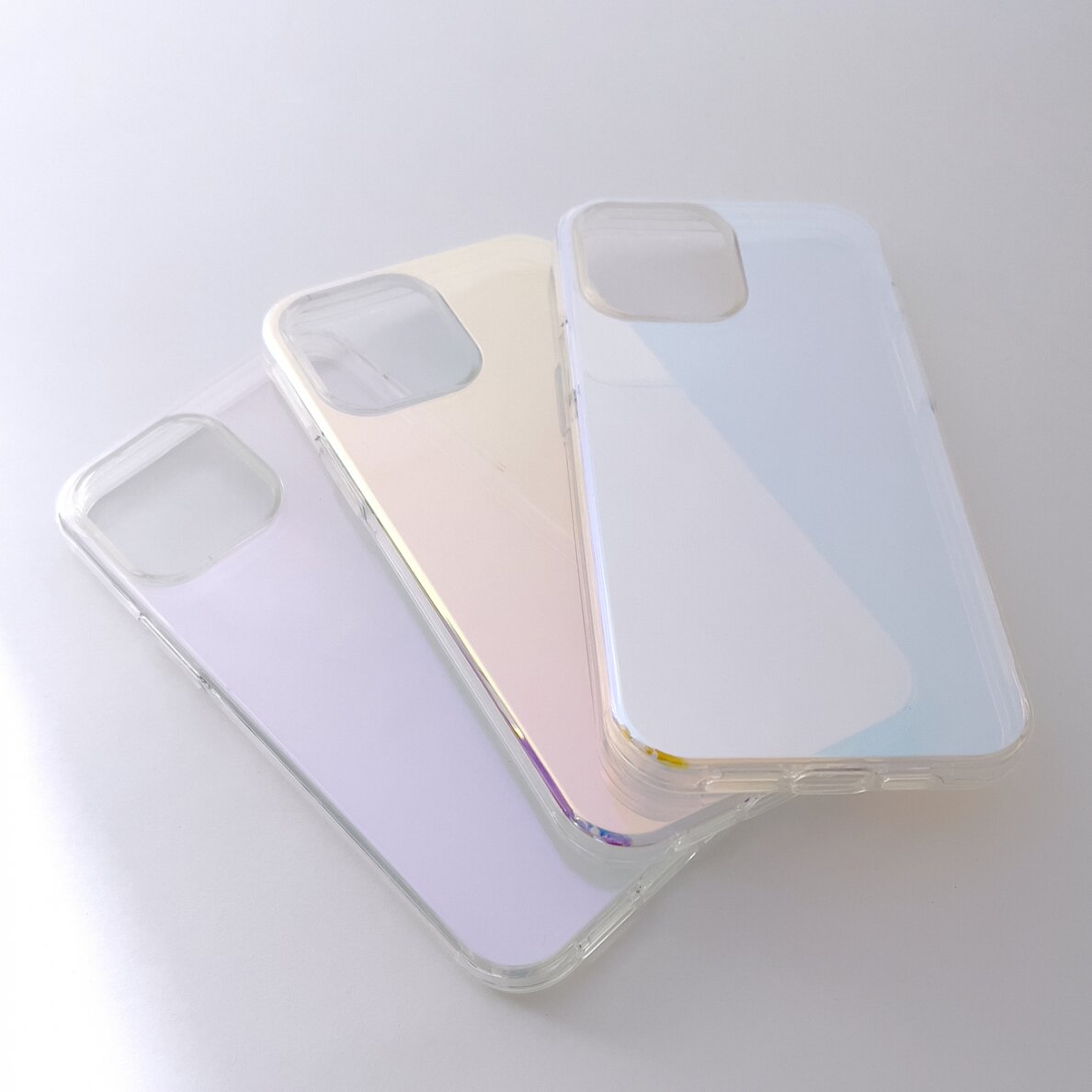 Dėklas Aurora Case iPhone 13 Auksinis 2 Dėklas Aurora Case iPhone 13 Auksinis 2