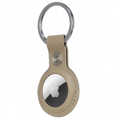 Audi dirbtinės odos AirTag dėklas – smėlinis 3 Audi dirbtinės odos AirTag dėklas – smėlinis 3