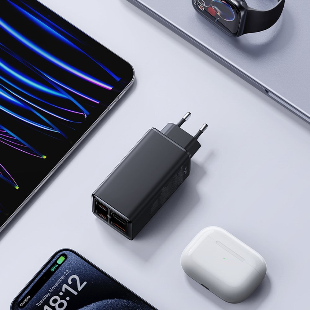 Sieninis įkroviklis Baseus GaN6 Pro 100 W 2 × USB-C + 2 × USB-A su juodu USB-C 100 W 1 m kabeliu – juodas 11