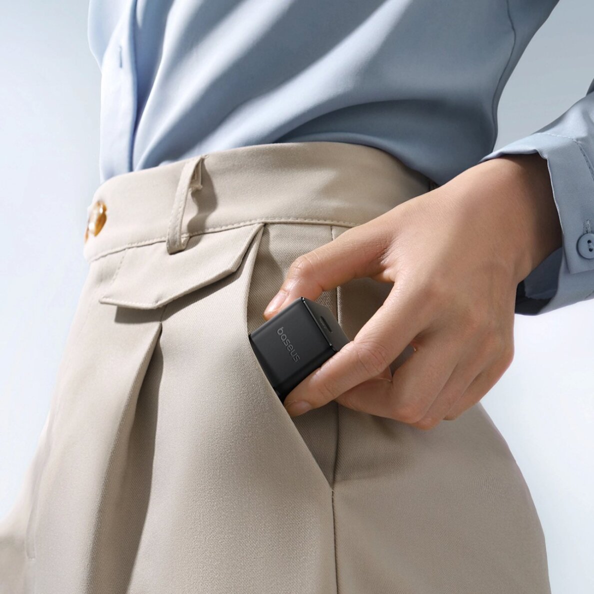 Sieninis įkroviklis Baseus Palm 20 W USB-C – juodas 3 Sieninis įkroviklis Baseus Palm 20 W USB-C – juodas 3