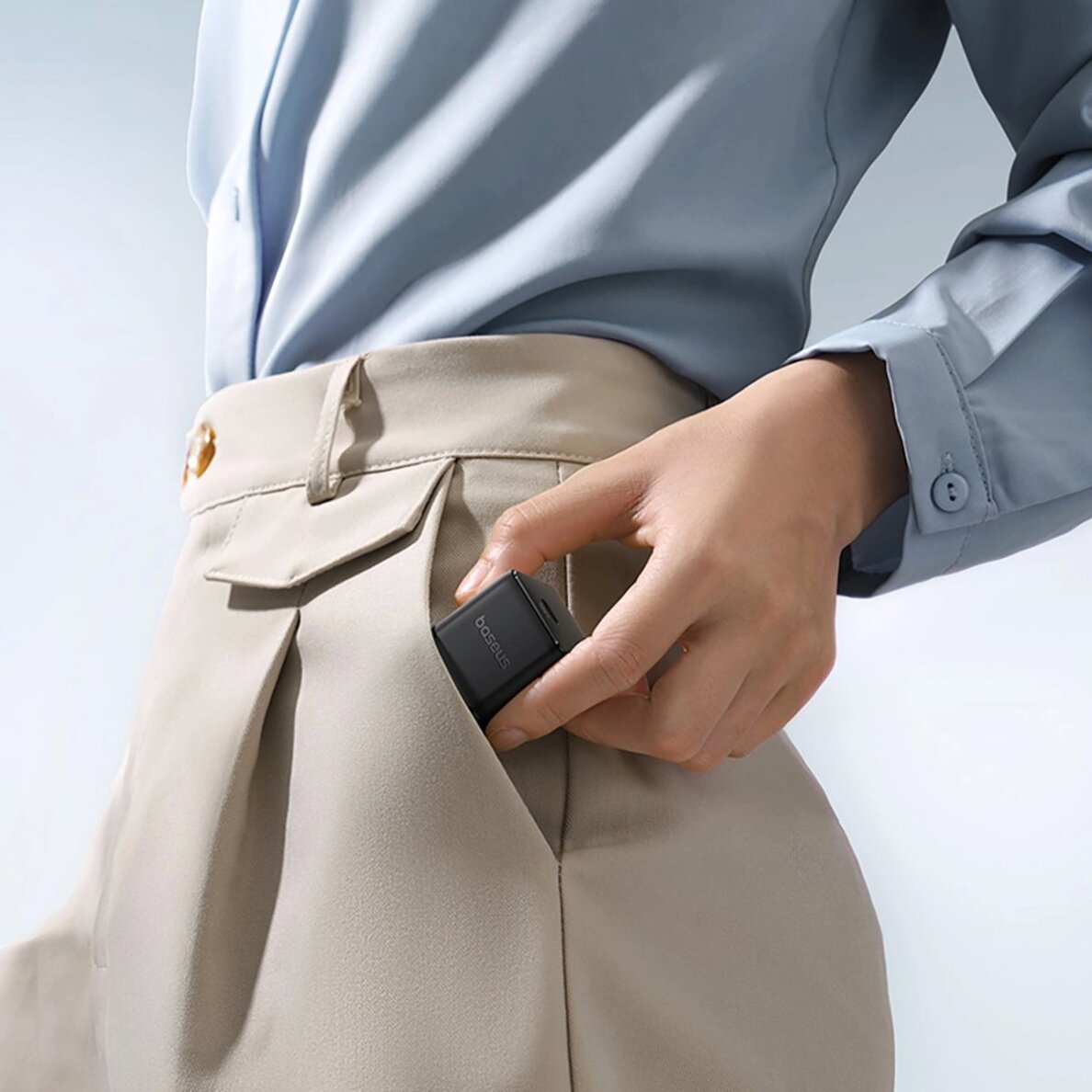 Sieninis įkroviklis Baseus Palm 30 W USB-C – juodas 5 Sieninis įkroviklis Baseus Palm 30 W USB-C – juodas 5