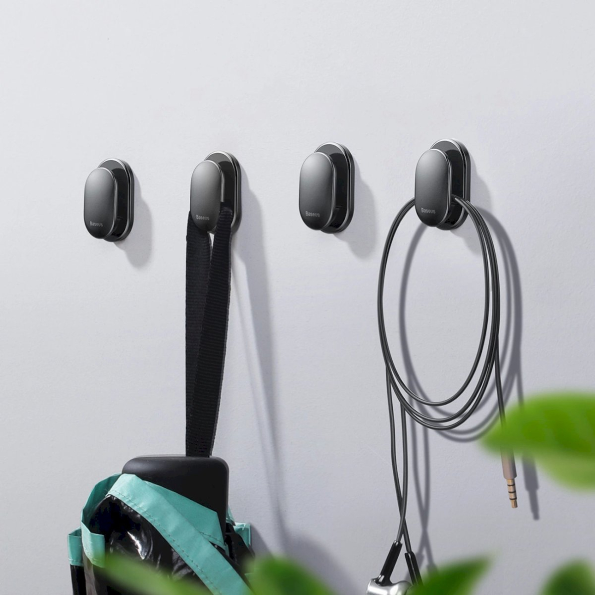 Baseus Small Shell kabliukai skirti automobiliui, namams, garažui, 4 vnt. – juodi 8