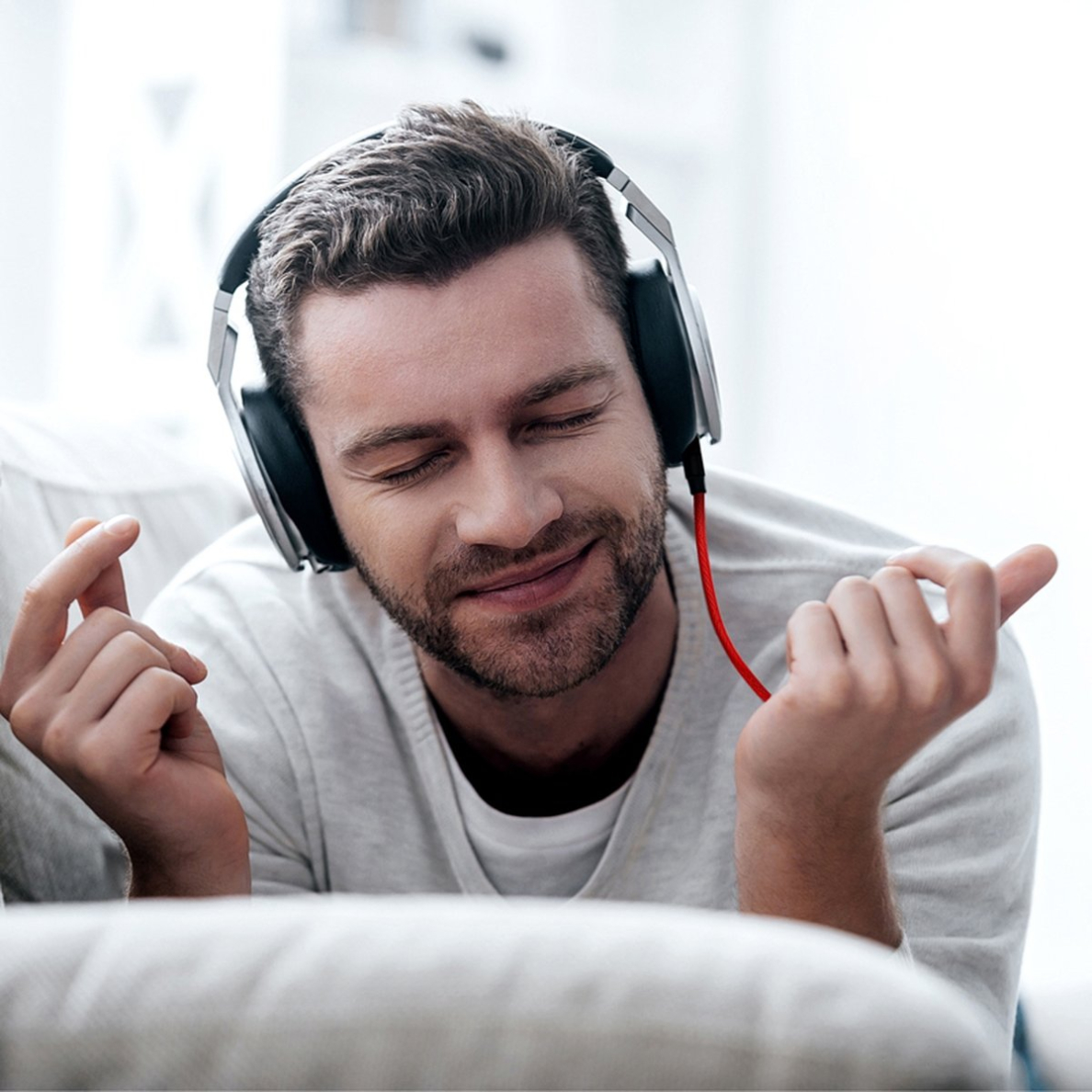 Baseus Yiven M30 stereo AUX 3.5 mm audio cable male mini jack 1m silver-black (CAM30-BS1) 9 Baseus Yiven M30 stereo AUX 3.5 mm audio cable male mini jack 1m silver-black (CAM30-BS1) 9