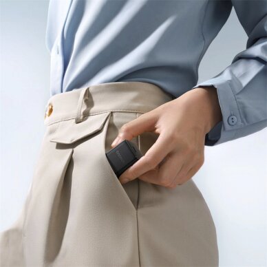 Sieninis įkroviklis Baseus Palm 1C 20 W su Baseus Mini White USB-C 60 W (20 V/3 A) 1 m kabeliu – juodas 4 Sieninis įkroviklis Baseus Palm 1C 20 W su Baseus Mini White USB-C 60 W (20 V/3 A) 1 m kabeliu – juodas 4