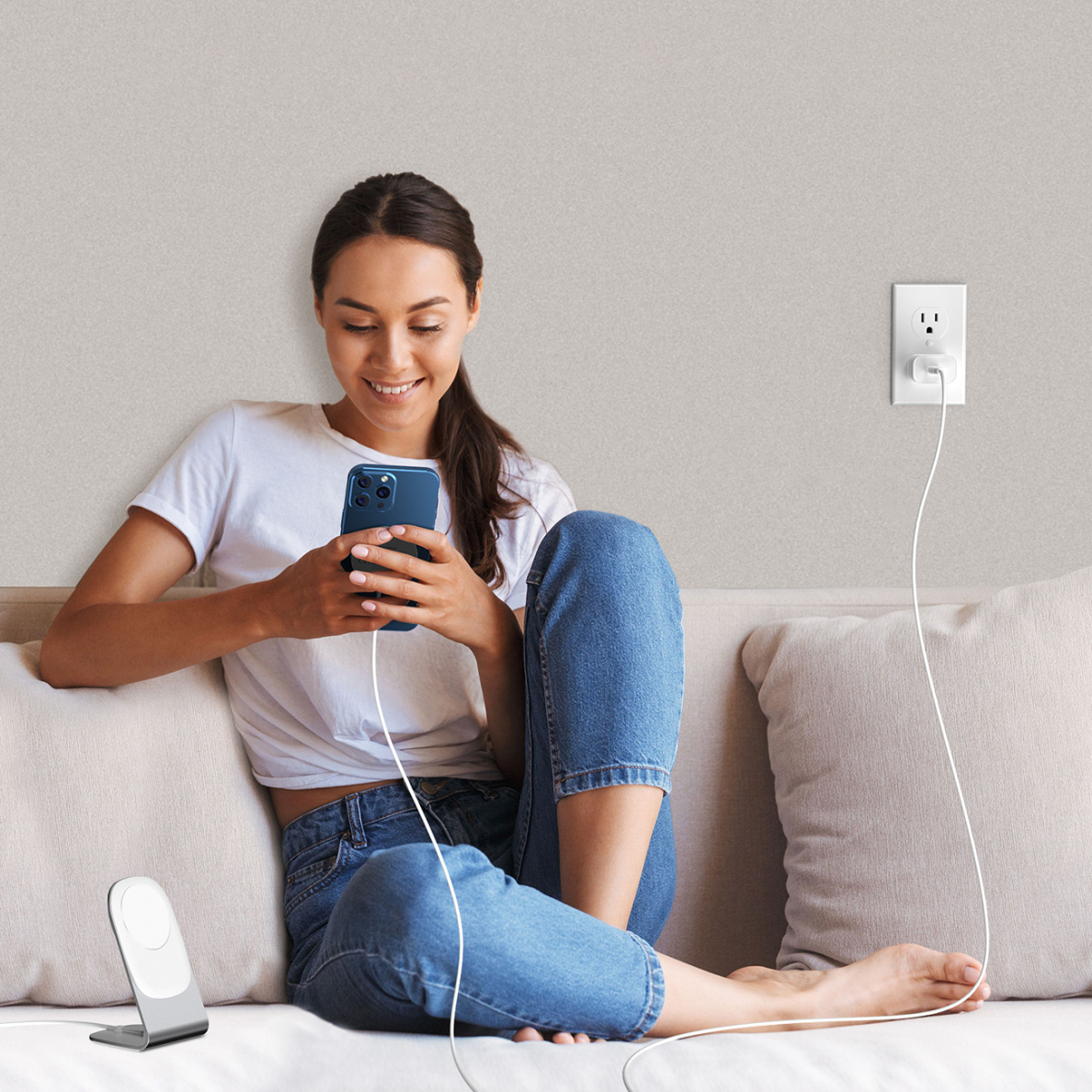 Choetech T585-F 3in1 Magnetic wireless charger station for iPhone 12/13/14 series,AirPods Pro and iwatch charger Black 8 Choetech T585-F 3in1 Magnetic wireless charger station for iPhone 12/13/14 series,AirPods Pro and iwatch charger Black 8