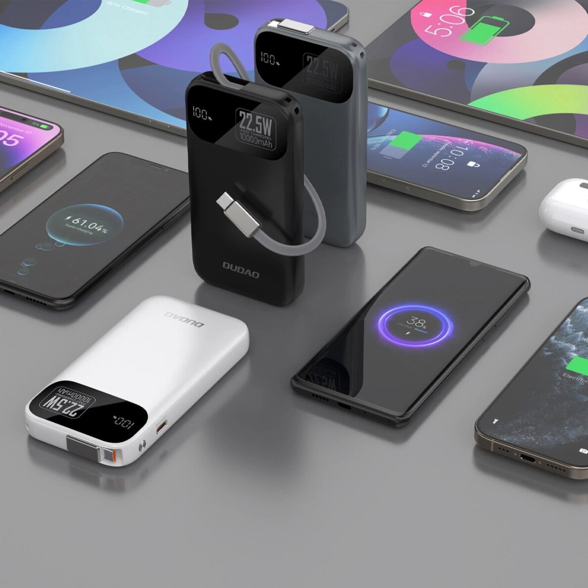 Išorinė baterija Dudao K31 10000 mAh 22.5 W PD su integruotu kabeliu – juoda 2