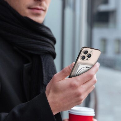 Išorinė baterija Dudao K28 10000 mAh PD 22.5 W MagSafe su metaliniu korpusu ir žiedo stovu – sidabrinė 2 Išorinė baterija Dudao K28 10000 mAh PD 22.5 W MagSafe su metaliniu korpusu ir žiedo stovu – sidabrinė 2