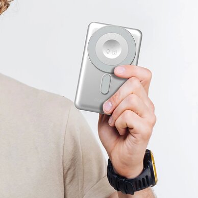 Išorinė baterija Dudao K29 10000 mAh PD 20 W MagSafe su metaliniu korpusu, stovu ir integruotais USB-C / Lightning kabeliais – sidabrinė 4 Išorinė baterija Dudao K29 10000 mAh PD 20 W MagSafe su metaliniu korpusu, stovu ir integruotais USB-C / Lightning kabeliais – sidabrinė 4