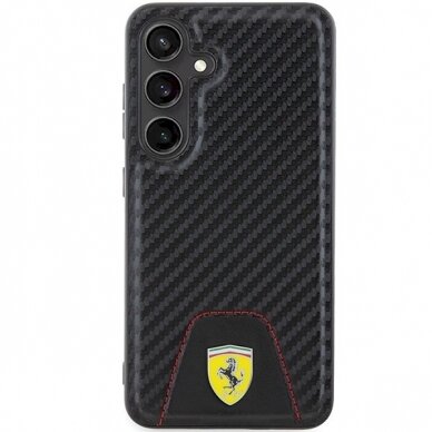 Ferrari Carbon Stitched Bottom Dėklas Samsung Galaxy S24 - Juodas 2 Ferrari Carbon Stitched Bottom Dėklas Samsung Galaxy S24 - Juodas 2