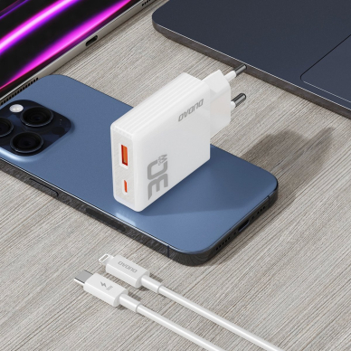 Dudao A30EUL GaN 30W USB-A / USB-C sieninis įkroviklis + USB-C – Lightning kabelis – baltas 7