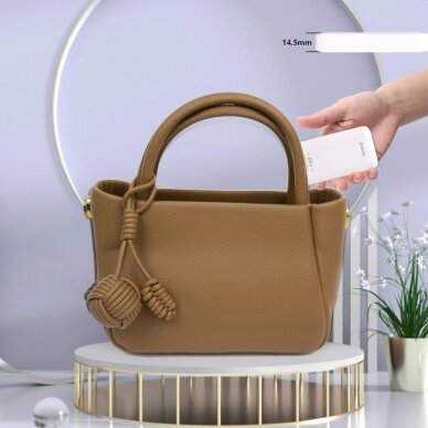 Sieninis įkroviklis GaN Dudao A65Q 65 W USB-A / USB-C PD itin plonas kelioninis (EU / US) – baltas 2 Sieninis įkroviklis GaN Dudao A65Q 65 W USB-A / USB-C PD itin plonas kelioninis (EU / US) – baltas 2