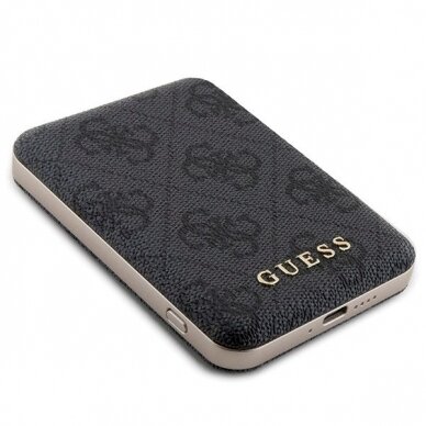 Guess 4G Metal Logo Dėklas set iPhone 11 + 5000mAh MagSafe power bank - Juodas 9 Guess 4G Metal Logo Dėklas set iPhone 11 + 5000mAh MagSafe power bank - Juodas 9
