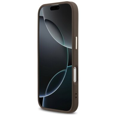 iPhone 17 dėklas Guess 4G Triangle Logo, MagSafe – rudas ir auksinis 4 iPhone 17 dėklas Guess 4G Triangle Logo, MagSafe – rudas ir auksinis 4