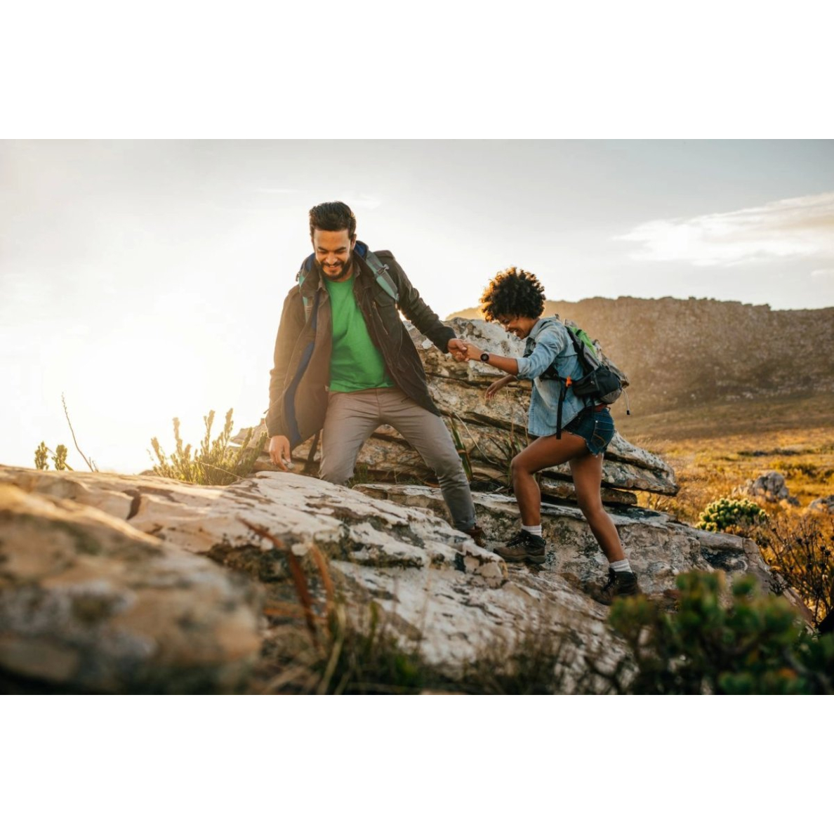 Hama 8900 GPS AMOLED išmanusis laikrodis 1.32" su smėlio silikoniniu dirželiu - auksinis 13