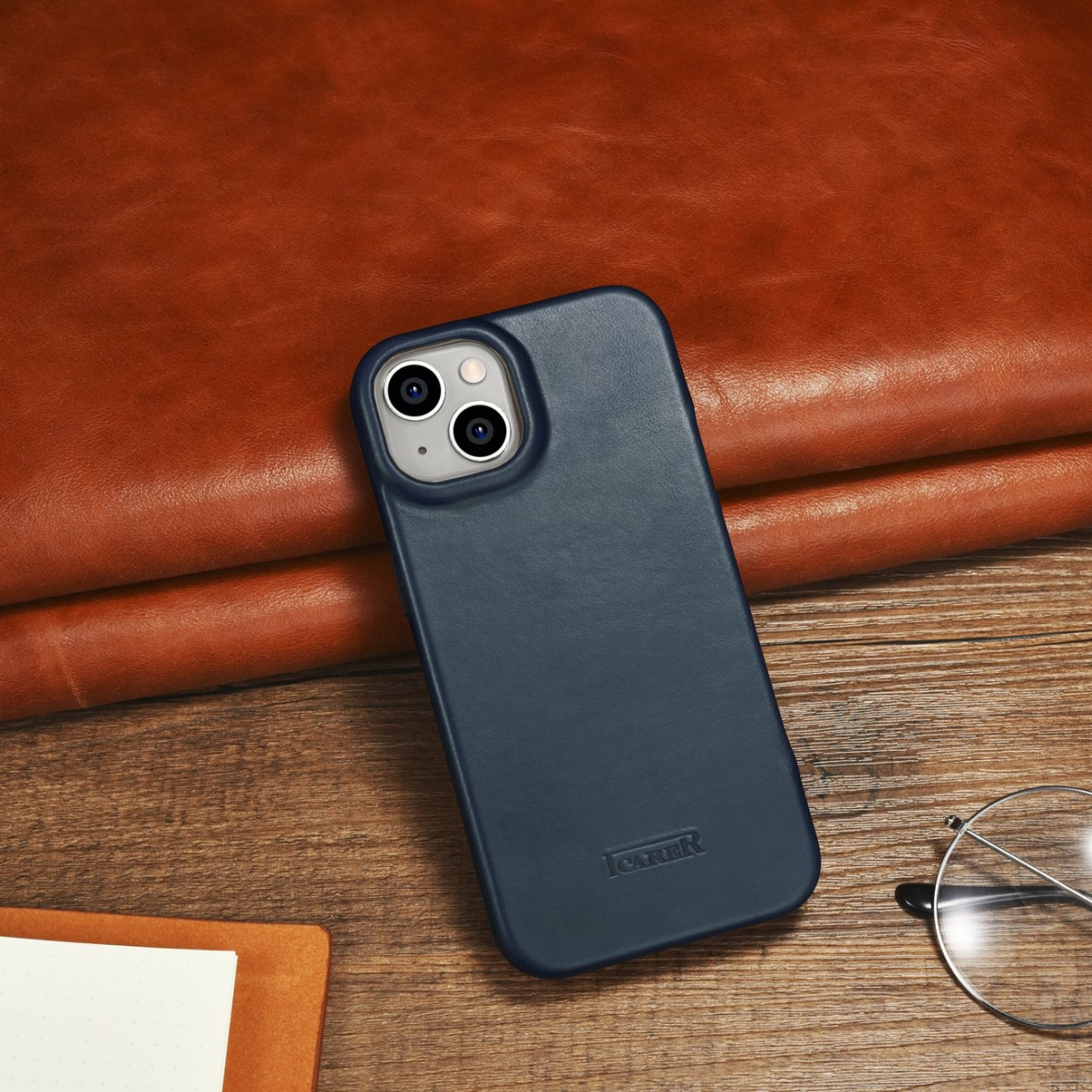 Dėklas iCarer CE Oil Wax Premium Leather Folio Case iPhone 14 Plus (MagSafe) Mėlynas (AKI14220707-BU) 24 Dėklas iCarer CE Oil Wax Premium Leather Folio Case iPhone 14 Plus (MagSafe) Mėlynas (AKI14220707-BU) 24