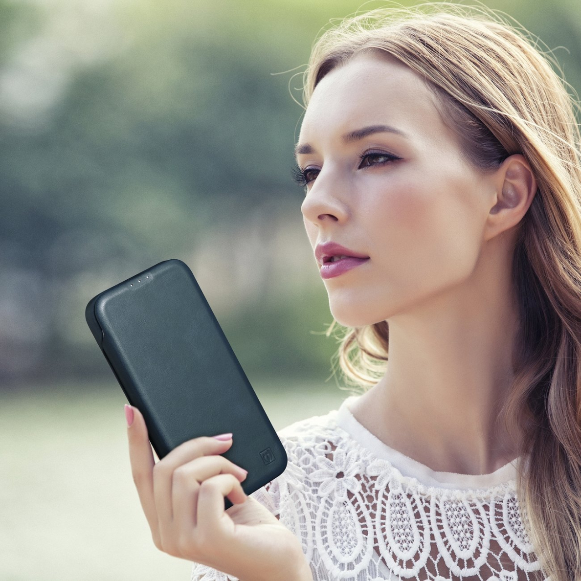 Dėklas iCarer CE Oil Wax Premium Leather Folio Case iPhone 14 Plus (MagSafe) Mėlynas (AKI14220707-BU) 30 Dėklas iCarer CE Oil Wax Premium Leather Folio Case iPhone 14 Plus (MagSafe) Mėlynas (AKI14220707-BU) 30