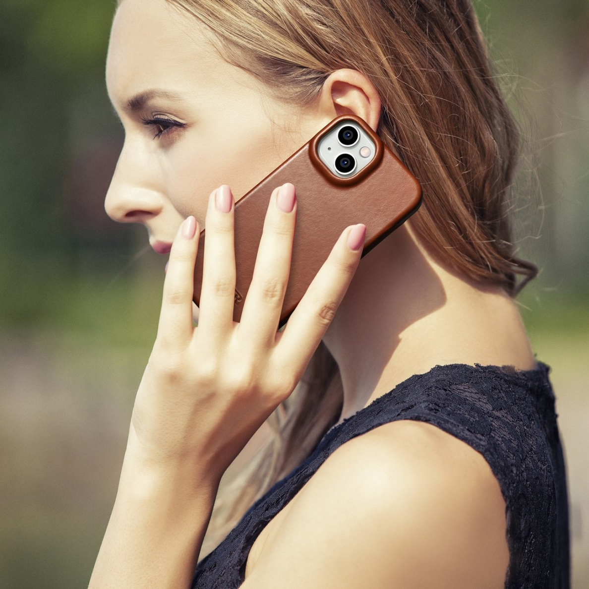 Dėklas iCarer CE Oil Wax Premium Leather Folio Case iPhone 14 Plus (MagSafe) Rudas (AKI14220707-BN) 29 Dėklas iCarer CE Oil Wax Premium Leather Folio Case iPhone 14 Plus (MagSafe) Rudas (AKI14220707-BN) 29