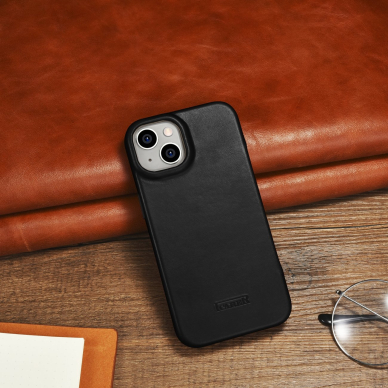 Dėklas iCarer CE Oil Wax Premium Leather Folio Case iPhone 14 Plus (MagSafe) Juodas (AKI14220707-BK) 24 Dėklas iCarer CE Oil Wax Premium Leather Folio Case iPhone 14 Plus (MagSafe) Juodas (AKI14220707-BK) 24