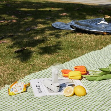 Rankinis ventiliatorius Jisulife Life8 nešiojamas USB su Power Bank ir žibintuvėliu – baltas 2 Rankinis ventiliatorius Jisulife Life8 nešiojamas USB su Power Bank ir žibintuvėliu – baltas 2