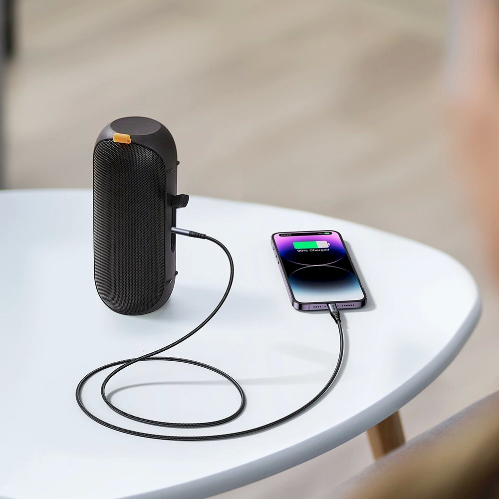 Joyroom SY-A06 Stereo audio AUX kabelis 3.5 mm mini lizdas / Lightning, skirtas iPhone iPad 1.2 m – juodas 6 Joyroom SY-A06 Stereo audio AUX kabelis 3.5 mm mini lizdas / Lightning, skirtas iPhone iPad 1.2 m – juodas 6