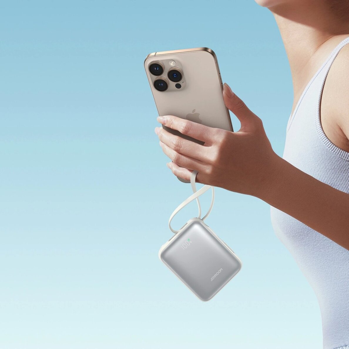 Išorinė baterija Power Bank Joyroom JR-PBF27 10000mAh 22.5W su įmontuotais USB-C ir Lightning kabeliais – balta 11 Išorinė baterija Power Bank Joyroom JR-PBF27 10000mAh 22.5W su įmontuotais USB-C ir Lightning kabeliais – balta 11