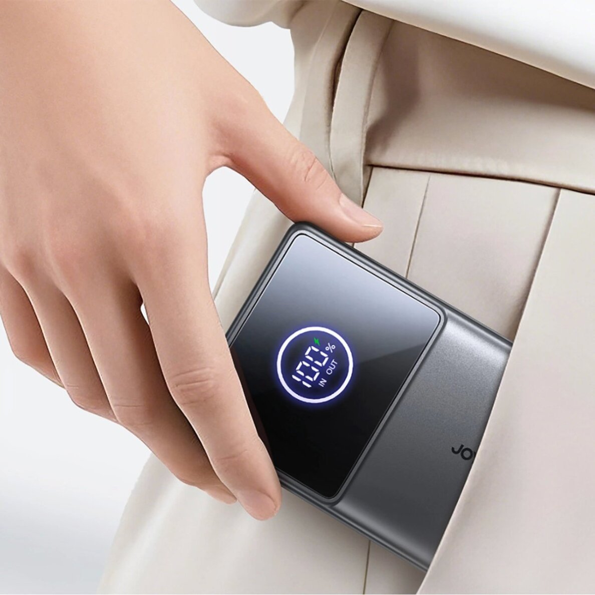 Išorinė baterija Power Bank Joyroom JR-PR1 10000mAh 22.5W su įtraukiamu USB-C kabeliu – juoda 3