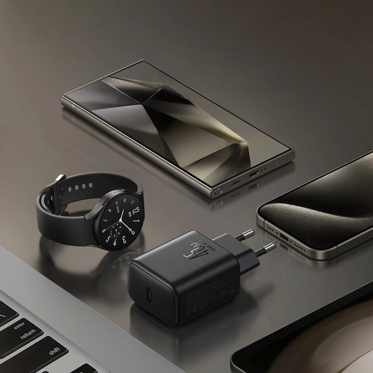 Joyroom JR-TCG13 45W GaN sieninis įkroviklis skirtas Samsung Ultra – juodas 8 Joyroom JR-TCG13 45W GaN sieninis įkroviklis skirtas Samsung Ultra – juodas 8