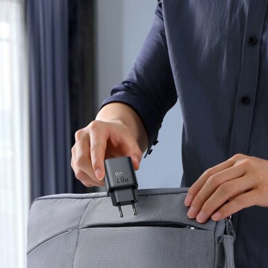 Sieninis įkroviklis Joyroom JR-TCF20 USB-C PD 20W – juodas 8 Sieninis įkroviklis Joyroom JR-TCF20 USB-C PD 20W – juodas 8