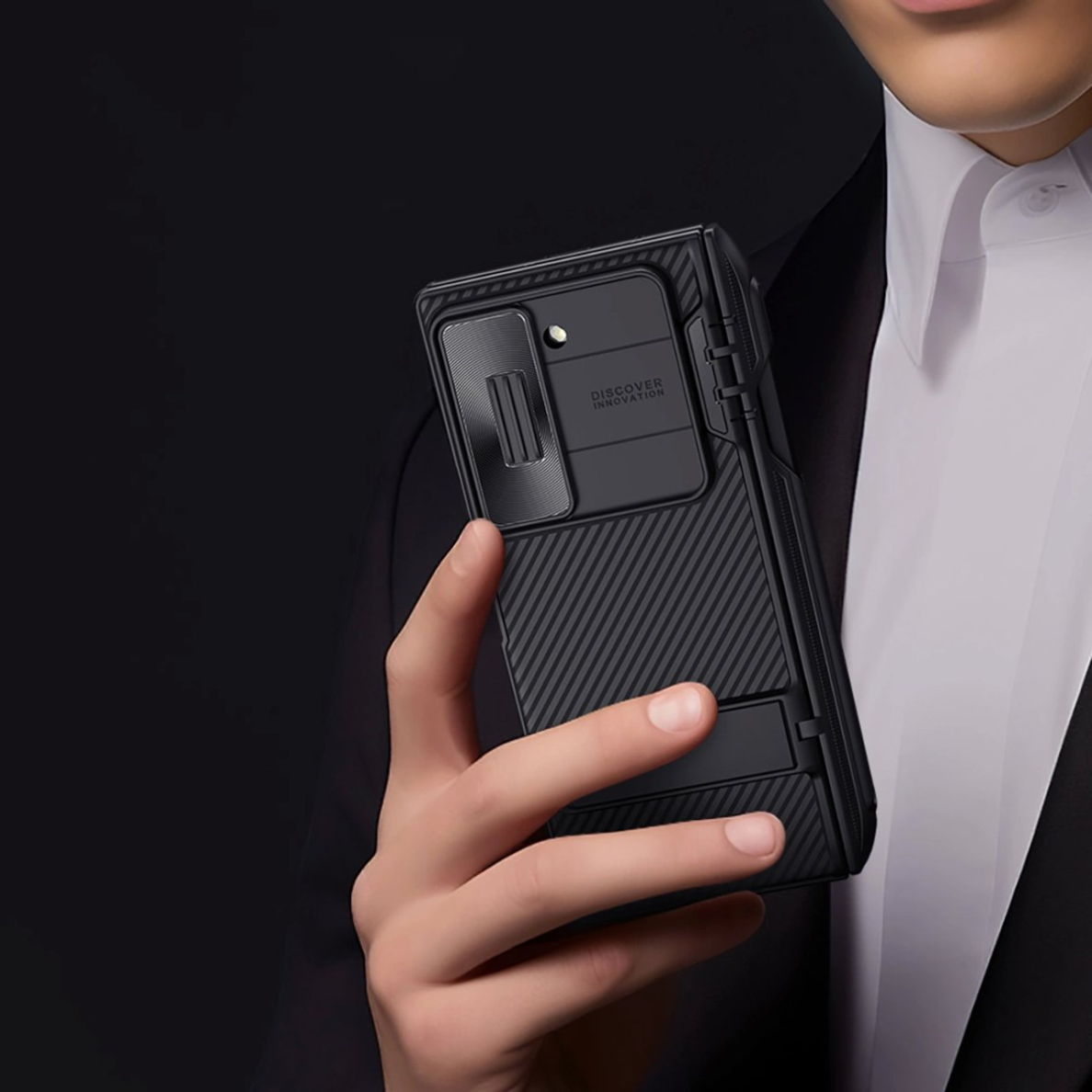 Nillkin CamShield Fold Dėklas Samsung Galaxy Z Fold 6 5G with Stylus Holder - Juodas 7 Nillkin CamShield Fold Dėklas Samsung Galaxy Z Fold 6 5G with Stylus Holder - Juodas 7