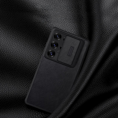 Nillkin Qin Pro dėklas Samsung Galaxy S25 Ultra su atverčiamu dangteliu ir kameros apsauga - juodas 5 Nillkin Qin Pro dėklas Samsung Galaxy S25 Ultra su atverčiamu dangteliu ir kameros apsauga - juodas 5