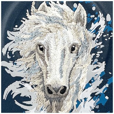 iPhone 17 Pro Max Nimmy the Horse MagSafe dėklas – tamsiai mėlynas 5 iPhone 17 Pro Max Nimmy the Horse MagSafe dėklas – tamsiai mėlynas 5