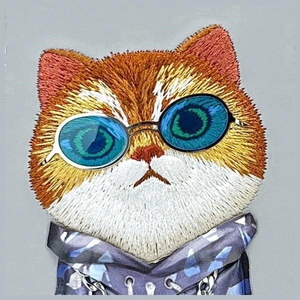 iPhone 15 Nimmy Glasses Cool Cat dėklas – pilkas 10 iPhone 15 Nimmy Glasses Cool Cat dėklas – pilkas 10