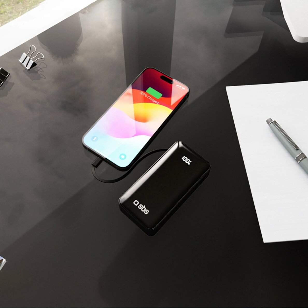 Išorinė baterija Powerbank SBS 10000mAh 20W su integruotu USB-C laidu ir skaitmeniniu ekranu – juoda 10