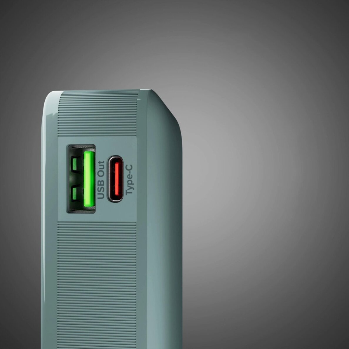 Išorinė baterija Powerbank SBS 10000mAh 20W su integruotu USB-C laidu ir skaitmeniniu ekranu – pilka 6