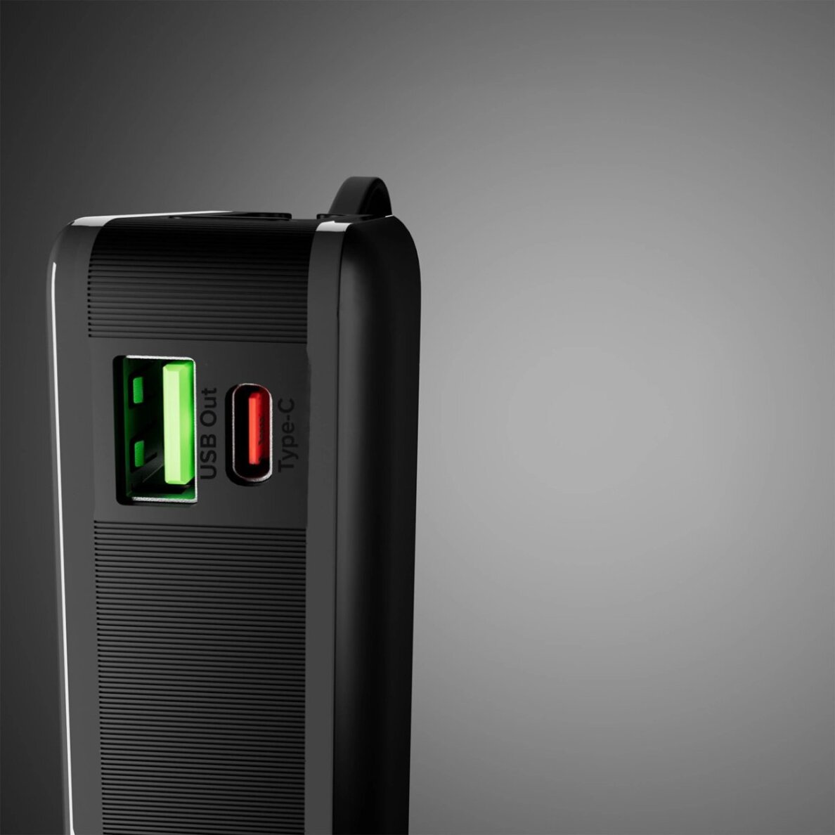 Išorinė baterija Powerbank SBS 20000mAh 20W su integruotu USB-C laidu ir skaitmeniniu ekranu – juoda 6 Išorinė baterija Powerbank SBS 20000mAh 20W su integruotu USB-C laidu ir skaitmeniniu ekranu – juoda 6