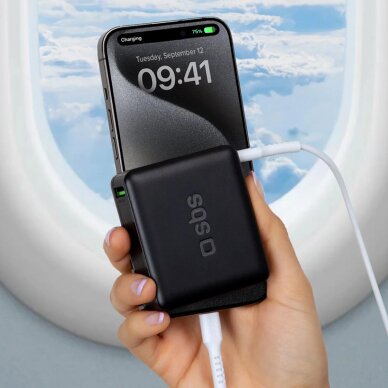 Išorinė baterija Powerbank SBS 20000mAh 65W PD AFC USB-C / USB-A nešiojamam kompiuteriui, planšetei ir išmaniajam telefonui – juoda 8 Išorinė baterija Powerbank SBS 20000mAh 65W PD AFC USB-C / USB-A nešiojamam kompiuteriui, planšetei ir išmaniajam telefonui – juoda 8