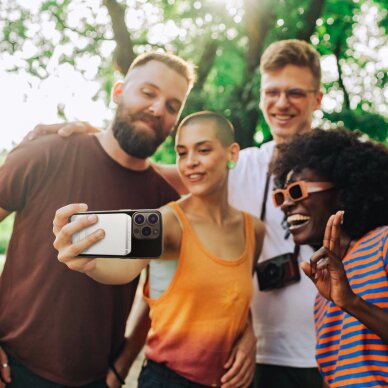 Išorinė baterija Powerbank Wozinsky WLWP-10KA0Y3WS 22.5W PD Qi2 10000mAh su stovu, 1x USB-A / 1x USB-C – balta 24