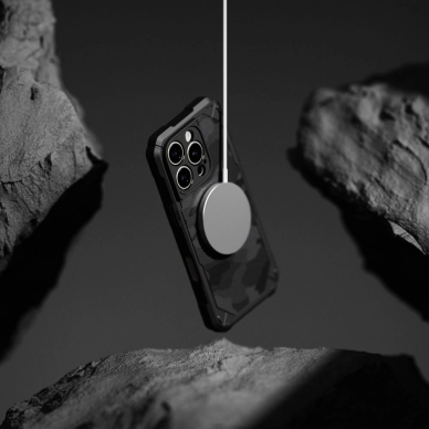 Ringke Sustiprintas Gear MagSafe iPhone 16 Pro Dėklas - Juodas Camo 5