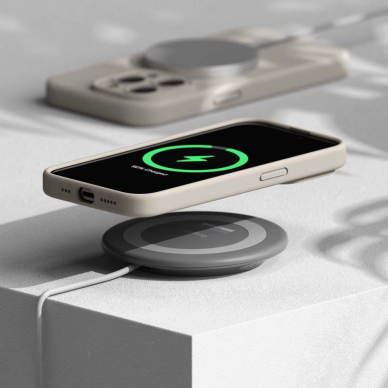 Ringke Silikoninis MagSafe iPhone 15 Pro Dėklas - Beige 8