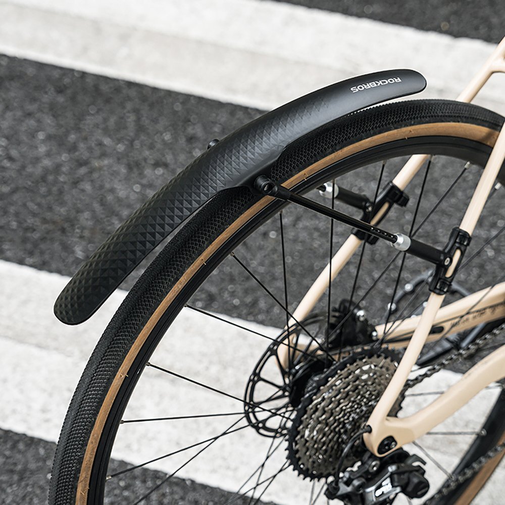 Dviračio purvasaugis Rockbros 28210007001 universalus, reguliuojamas – juodas 1 Dviračio purvasaugis Rockbros 28210007001 universalus, reguliuojamas – juodas 1