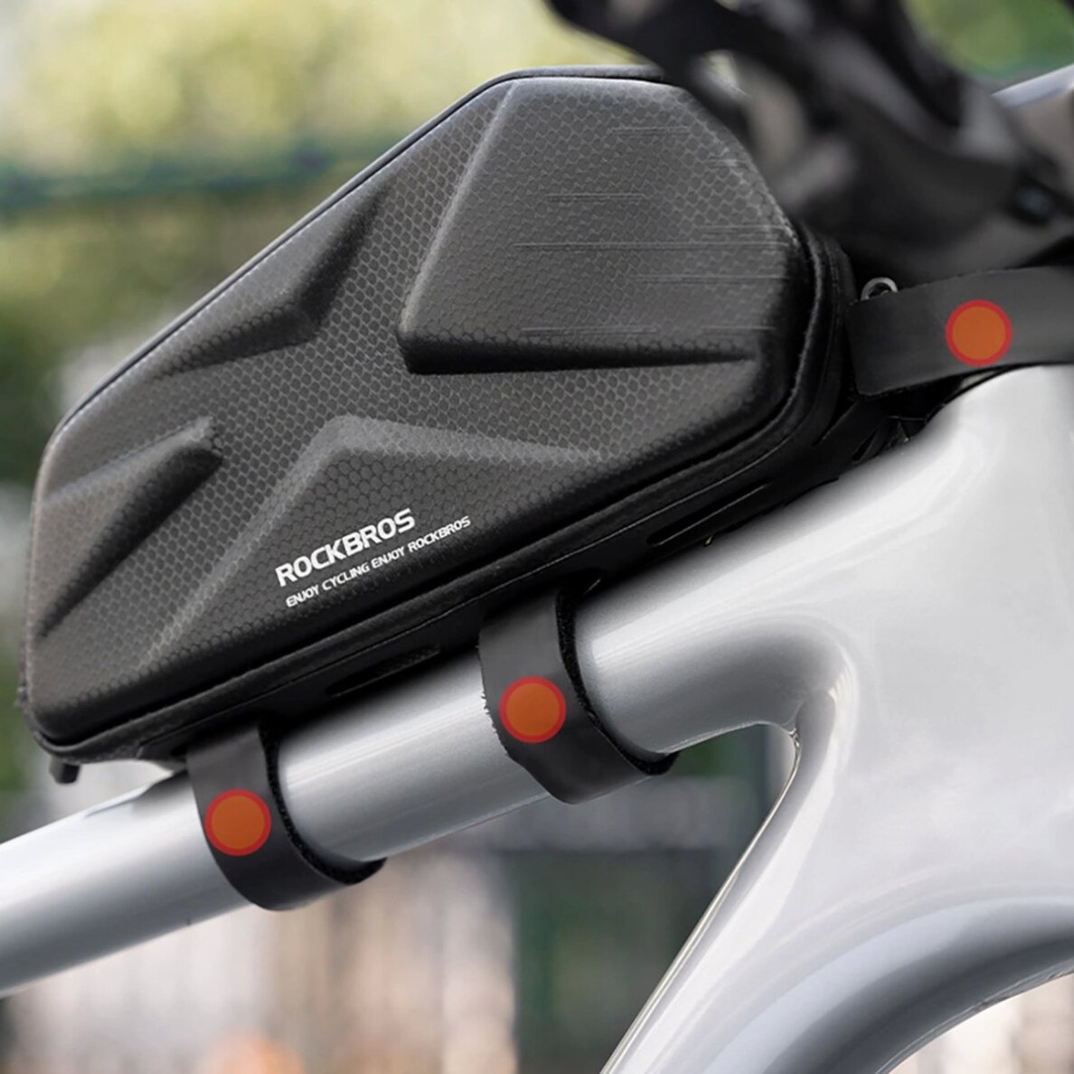 Dviračio rėmo krepšys Rockbros kietas, viršutinei vamzdžio daliai, 1.4 l – juodas 5 Dviračio rėmo krepšys Rockbros kietas, viršutinei vamzdžio daliai, 1.4 l – juodas 5