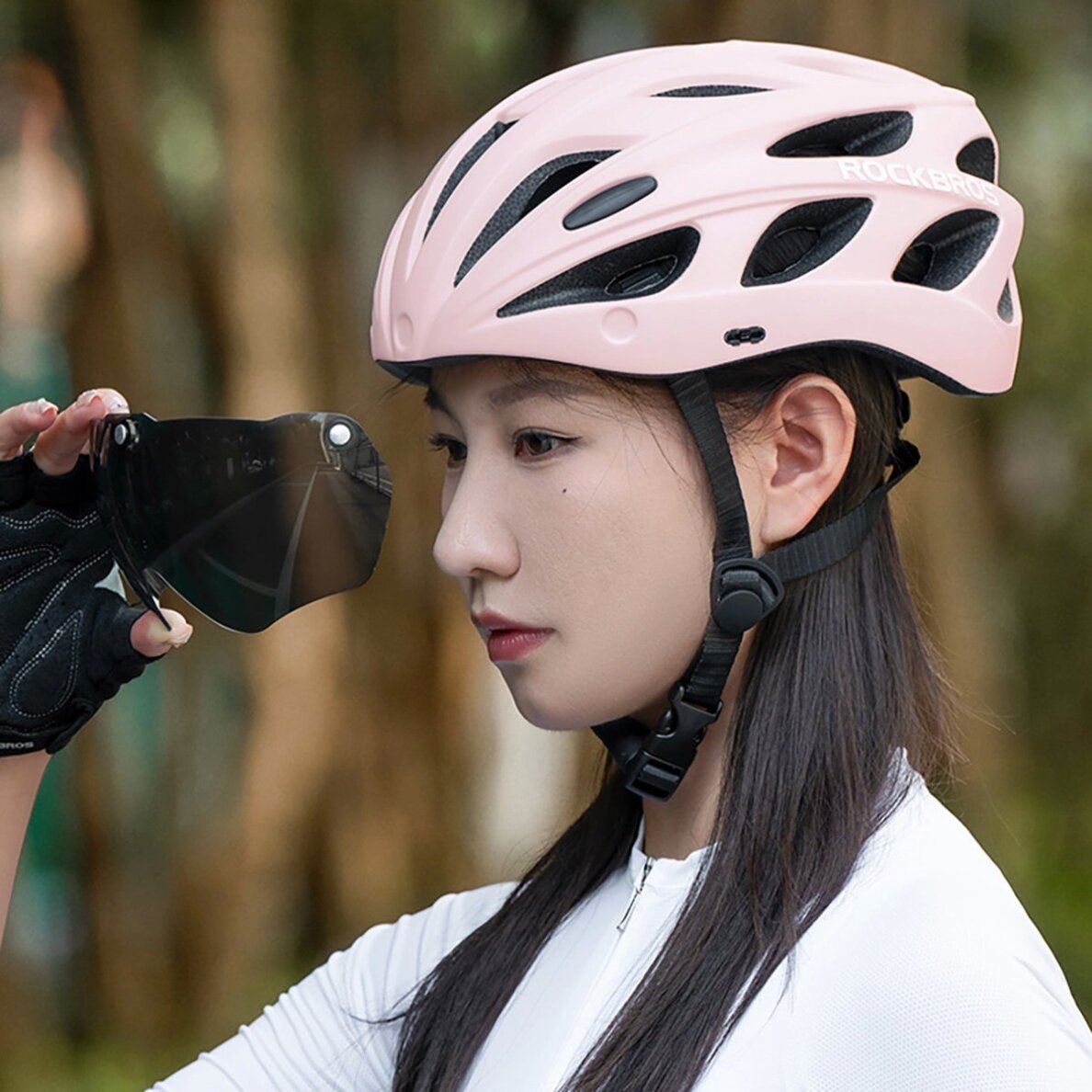 Dviračio šalmas Rockbros su skydeliu, nuimamais UV akiniais, unisex – rožinis 6