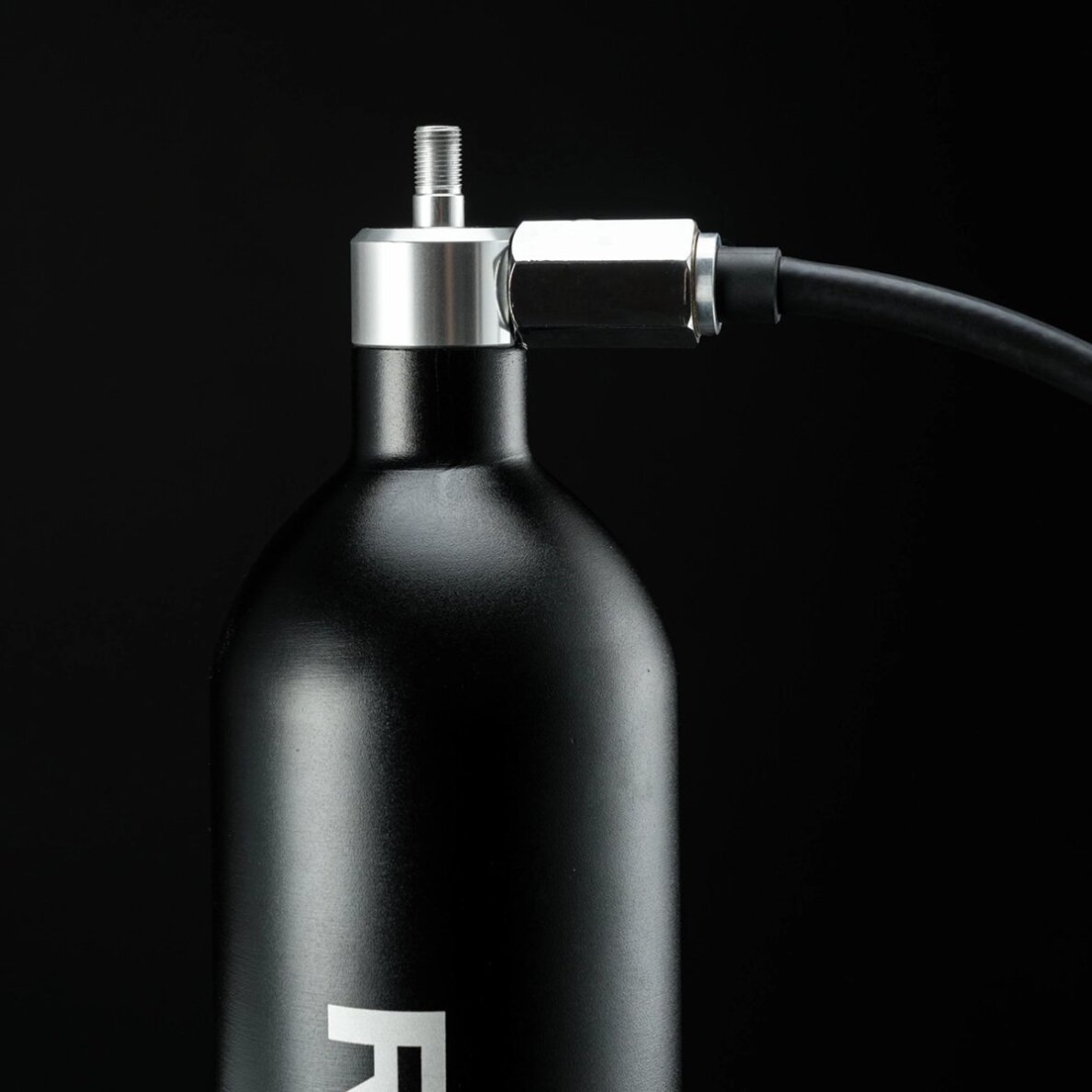 Padangų pripūtėjas Rockbros Tubeless Tire Inflator 200 PSI 1.2 l – juodas 8 Padangų pripūtėjas Rockbros Tubeless Tire Inflator 200 PSI 1.2 l – juodas 8