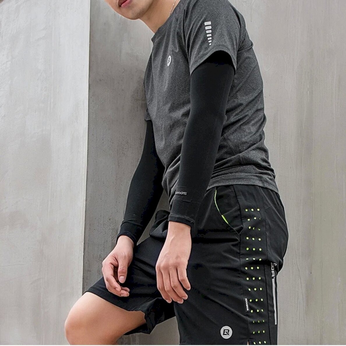 Rockbros XT9002BK cycling sleeves - Juodas (2 pcs.) 3 Rockbros XT9002BK cycling sleeves - Juodas (2 pcs.) 3