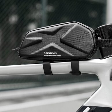 Dviračio rėmo krepšys Rockbros kietas, viršutinei vamzdžio daliai, 1.4 l – juodas 6 Dviračio rėmo krepšys Rockbros kietas, viršutinei vamzdžio daliai, 1.4 l – juodas 6