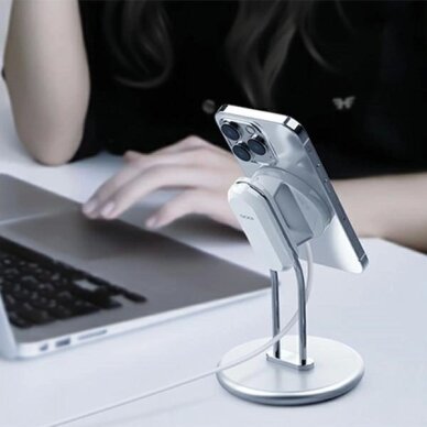 Stovas SODI SIM-300 MagSafe telefonui – sidabrinis 5