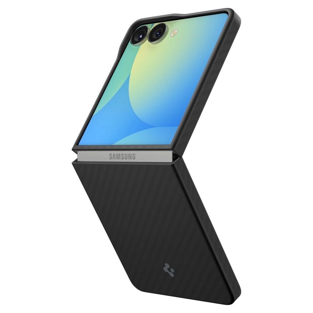 Samsung Galaxy Z Flip 7 dėklas Spigen AirSkin Aramid – juodas 1