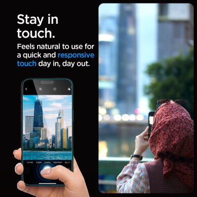 iPhone 15 Pro apsauginis stiklas Spigen Glas.tR EZ Fit – 2 vnt. 10