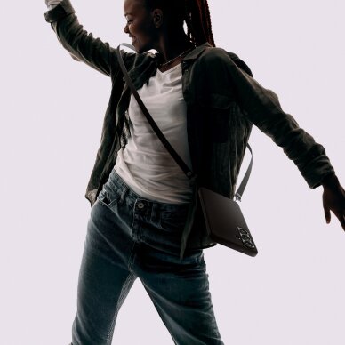 Samsung Galaxy S26+ Spigen Liquid Air dėklas – matinė juoda 13 Samsung Galaxy S26+ Spigen Liquid Air dėklas – matinė juoda 13